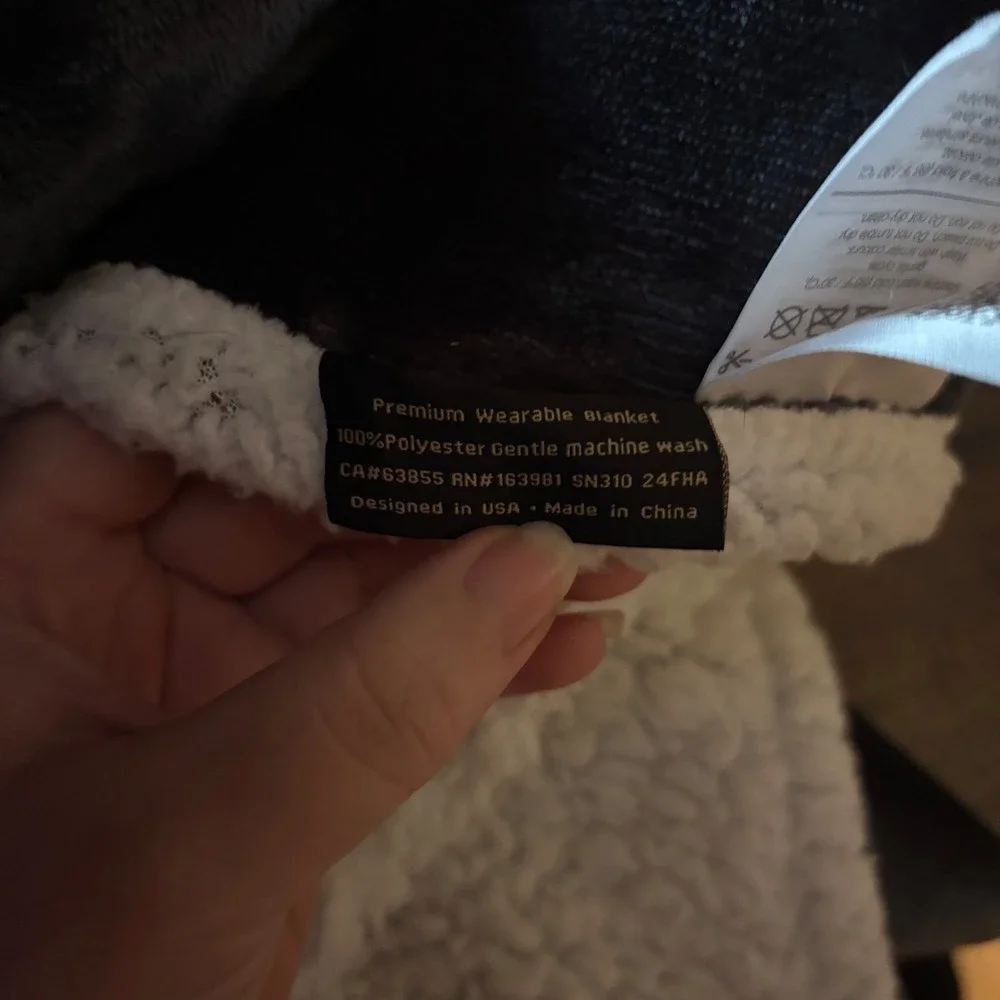 Catalonia wearable dark